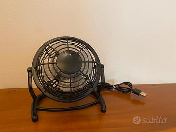 Mini ventilatore USB + Chiavetta USB 8G in omaggio