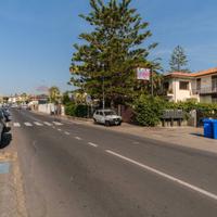 Locale Commerciale - Aci Castello
