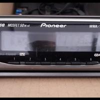 Autoradio Pioneer + ampli + sub