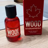 profumo donna Dsquared Red Wood