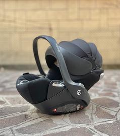Ovetto Cybex Cloud Q Platinum e base isofix