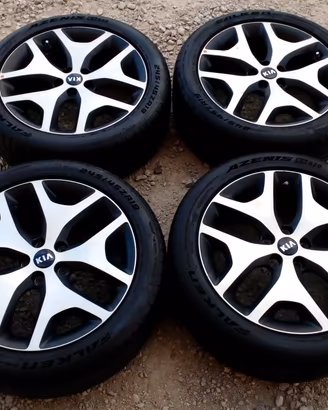 cerchi e gomme nuove 19 originali Kia 