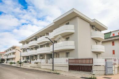 3 LOCALI A MARTINSICURO