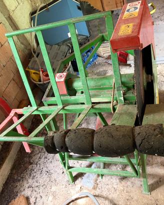 Trattore yanmar ke-160