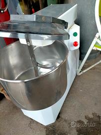 impastatrice 25 kg 220 volt