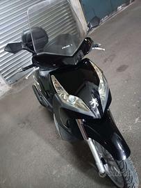 Peugeot Geopolis 400 - 2008