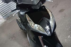 Peugeot Geopolis 400 - 2008