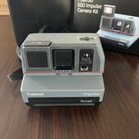 Polaroid 600 istant camera