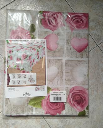 tovaglia nuova con rose