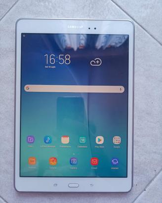 Samsung Galaxy Tab A 9.7 SM-T550 Wi-Fi 16GB