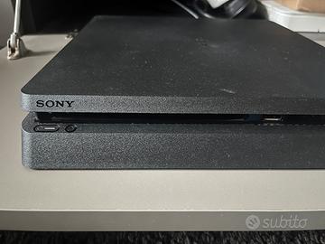 PS4 slim 500 perfetta + 2joystick + 9CD