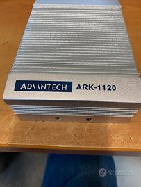 Computer Fanless industriale advantech 1120
