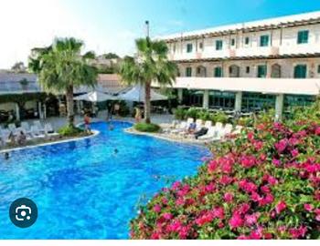 Last minute villaggio nel Salento 7000 euro