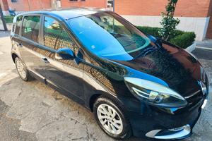Renault Scenic Nera - Trattabile