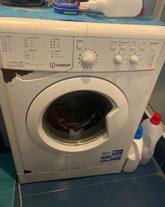 Lavatrice indesit