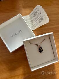 SWAROVSKI Collana Pendente SwanCigno nero oro rosa
