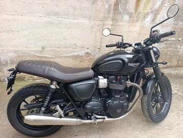 Triumph street twin 900