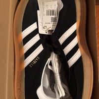 Adidas Gazelle Indoor nere/bianche - Suola Gum