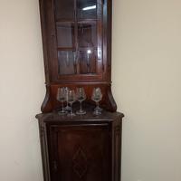 mobile in legno angolare