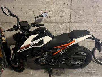 Ktm duke 125