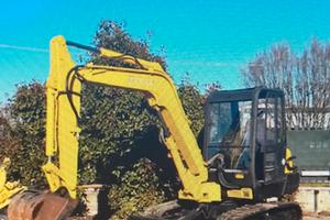 E212 - Escavatore 50 q Yanmar B50