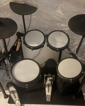 Batteria elettronica Alesis Nitro Max