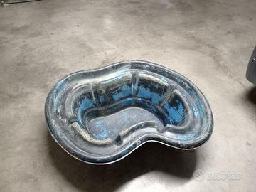 Laghetto o vasca per laghetto in polietilene (PE)