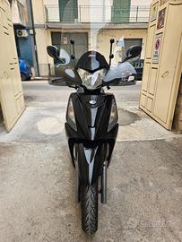 Kymco People 300i GT
