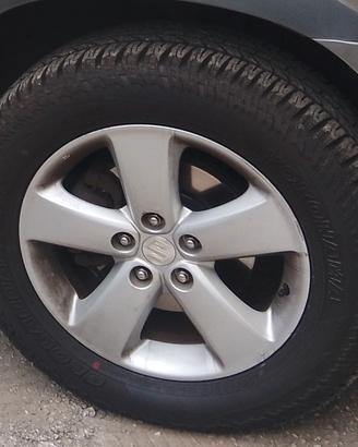 Cerchi in lega Suzuki Grand Vitara 17" pneumatici 