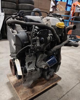 Motore RENAULT CLIO 1461cc TDI del 2013