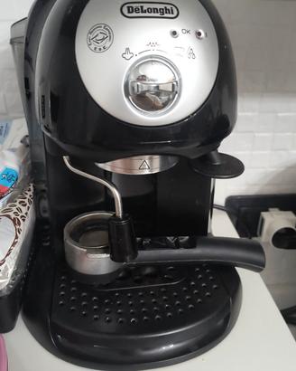 Macchina caffè DeLonghi 