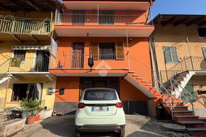 CASA SEMINDIPENDENTE A CUMIANA