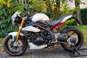 Triumph Speed Triple 1050R