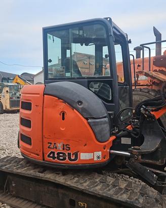 miniescavatore usato hitachi zx 48u