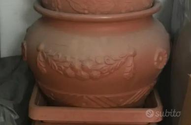 vaso decorato bombato resina