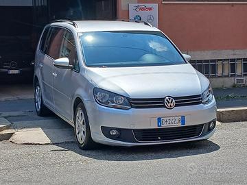 VOLKSWAGEN Touran 1.6 TDI 105 CV 7 POSTI