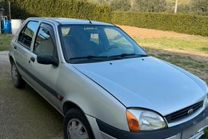 Ford fiesta 1.2 16 valvole