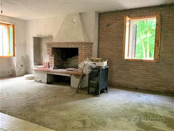 CASA INDIPENDENTE A PAVULLO NEL FRIGNANO