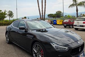 MASERATI GHIBLI SQ4 GRANDSPORT