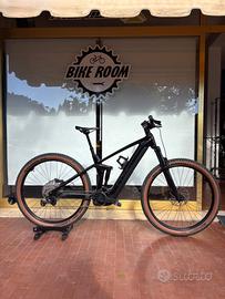 Cube stereo Hybrid 140 carbonio