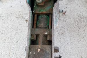 Martello per escavatore 15-30 q.li