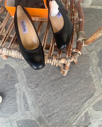 Scarpe decolte nere