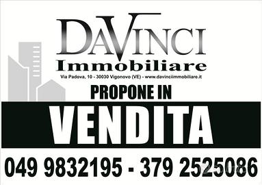 Vigonovo:In centro porzione di bifamiliare su 2 li