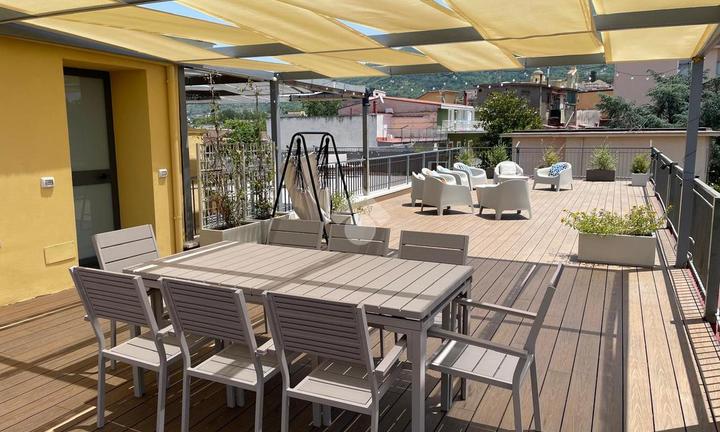 3 LOCALI A POLLENA TROCCHIA