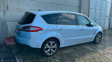 Ford smax