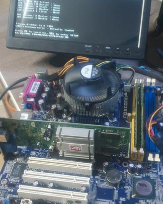 vintage pentium 4 3200 ati 9200se moteb 2gb ram