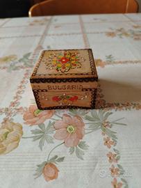 porta oggetti Bulgaria in legno a mano