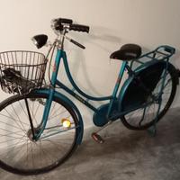 Bicicletta da donna modello olandese