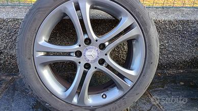 Set Cerchi Mercedes 225/45 R17 con gomme 500€