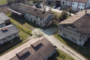 Terreno edificabile (vendibile anche a lotti)